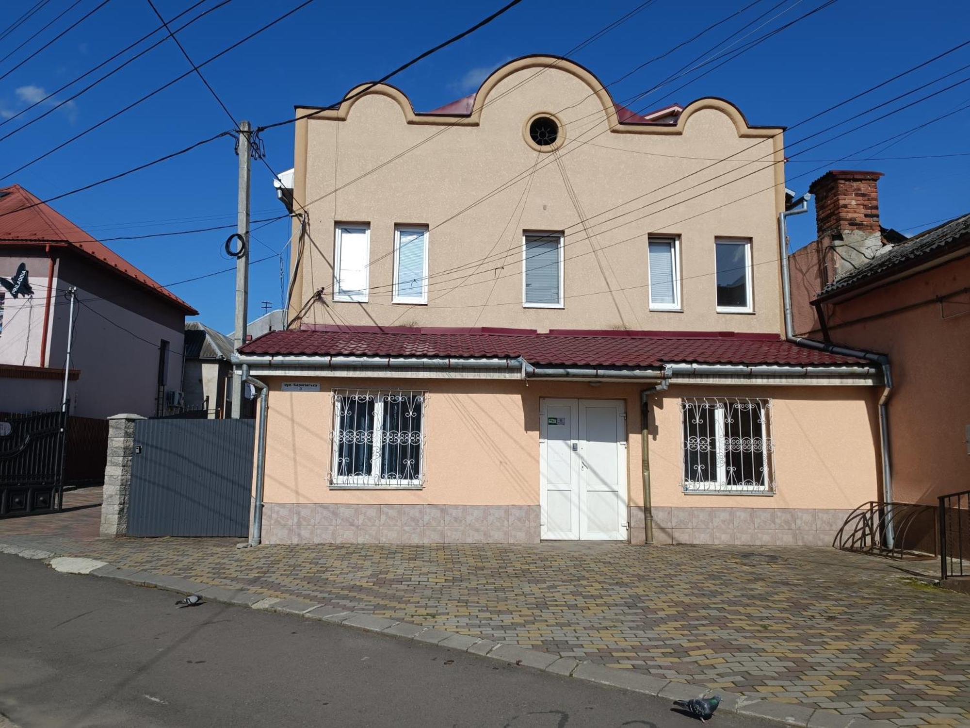 Apartments Domovik On Beregovskaya 3 Mukacheve Exterior photo