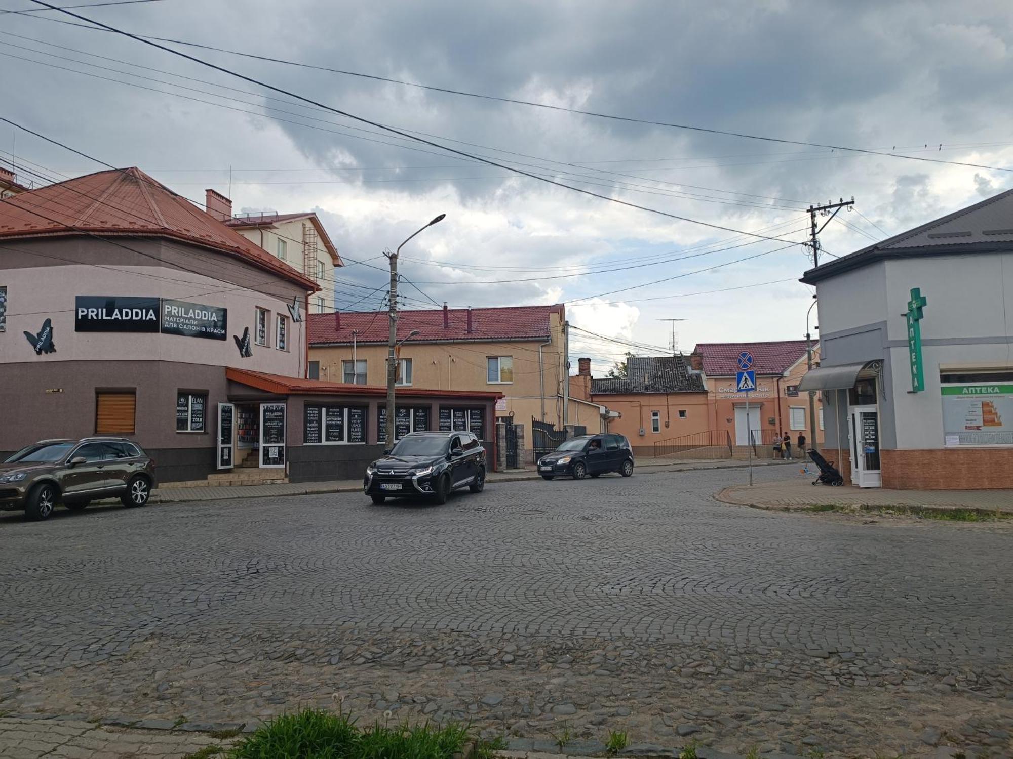 Apartments Domovik On Beregovskaya 3 Mukacheve Exterior photo